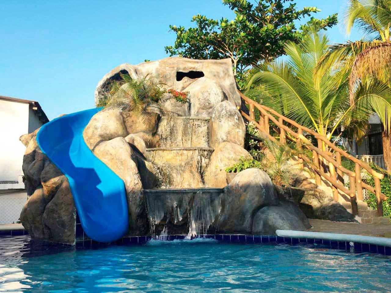 Cabanas Aqua Blue Coveñas Exterior foto